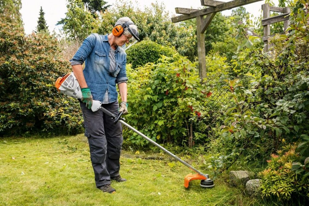 Kaitsevisiir STIHL, nailonvõrk, klapid Dynamic BT Bluetooth Kaitsevisiir STIHL, nailonvõrk, klapid Dynamic BT Bluetooth – 00008840537
