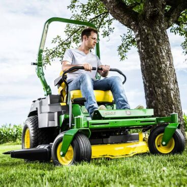 Nullpöörderaadiusega murutraktor John Deere Z515E Nullpöörderaadiusega murutraktor John Deere Z515E – JOHN DEERE – Z515E
