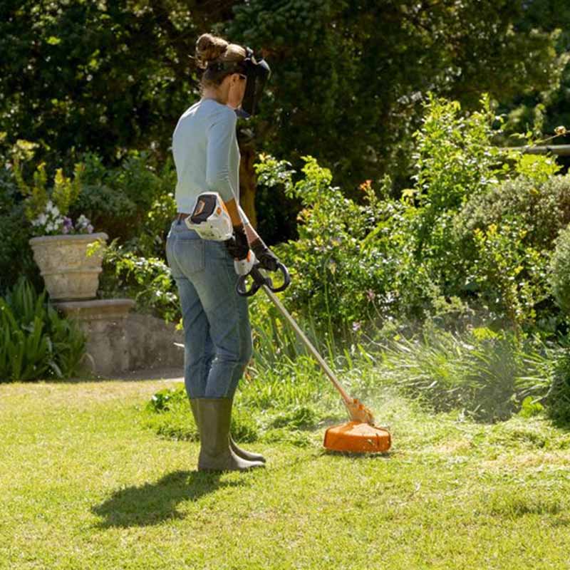 Akutrimmer STIHL FSA 60 R Compact KOMPLEKT Akutrimmer STIHL FSA 60 R Compact KOMPLEKT – STIHL – FA040115748