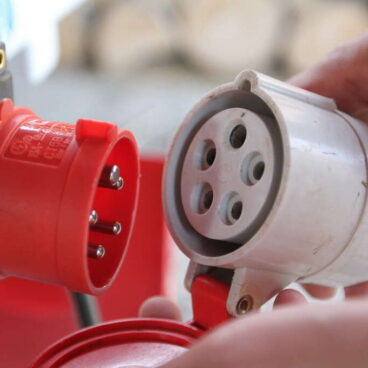 Puulõhkuja 8t Super Force (400V/3000W) vertikaalne hüdrauliline Vari