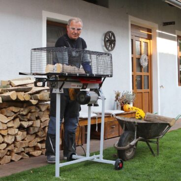 img-i_ed82910f2448115402a556f604af5314 Puulõhkuja 5t Super Force (230) horisontaalne hüdrauliline, jalgadega Vari