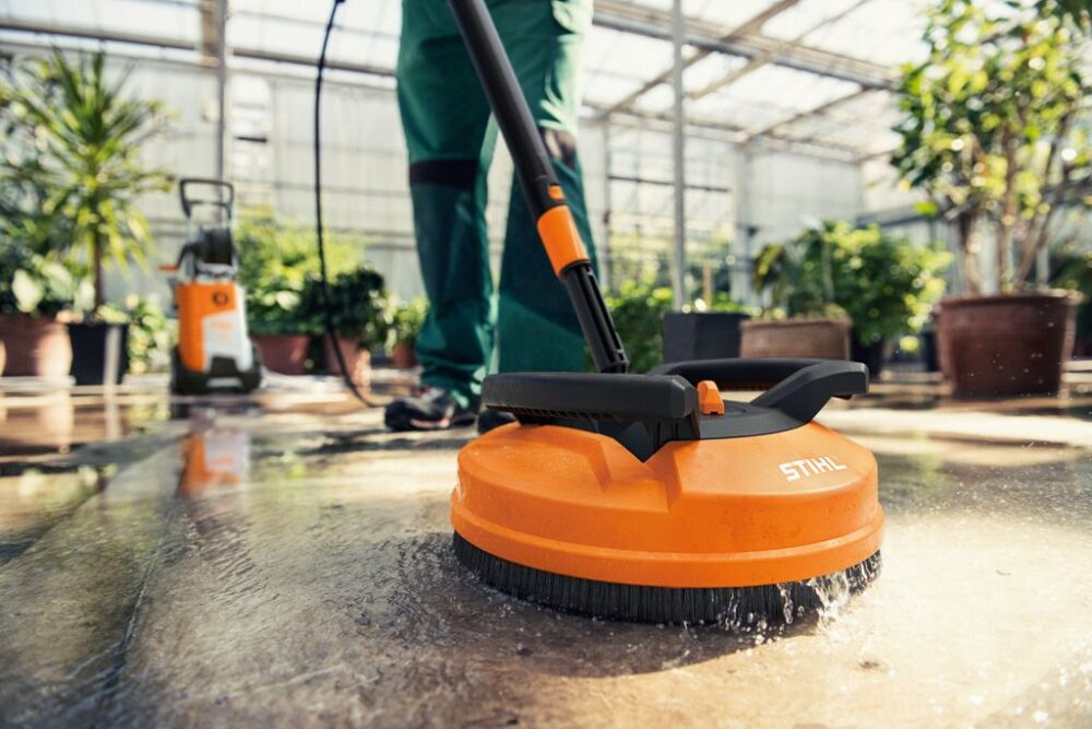 Pinnapuhasti RA110 pesurile BAJONET kinnitus RE 150 Plus Pinnapuhasti RA110 pesurile BAJONET kinnitus RE 150 Plus – STIHL – 49105003901