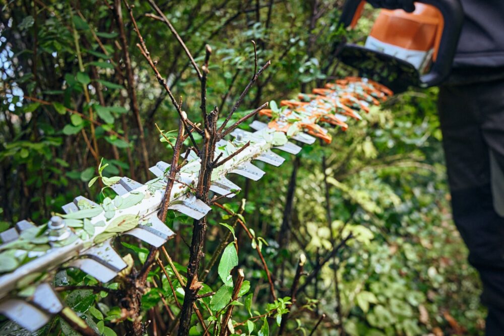 Akuhekipügaja HSA 100 PRO Akuhekipügaja HSA 100 PRO – STIHL – HA070113504