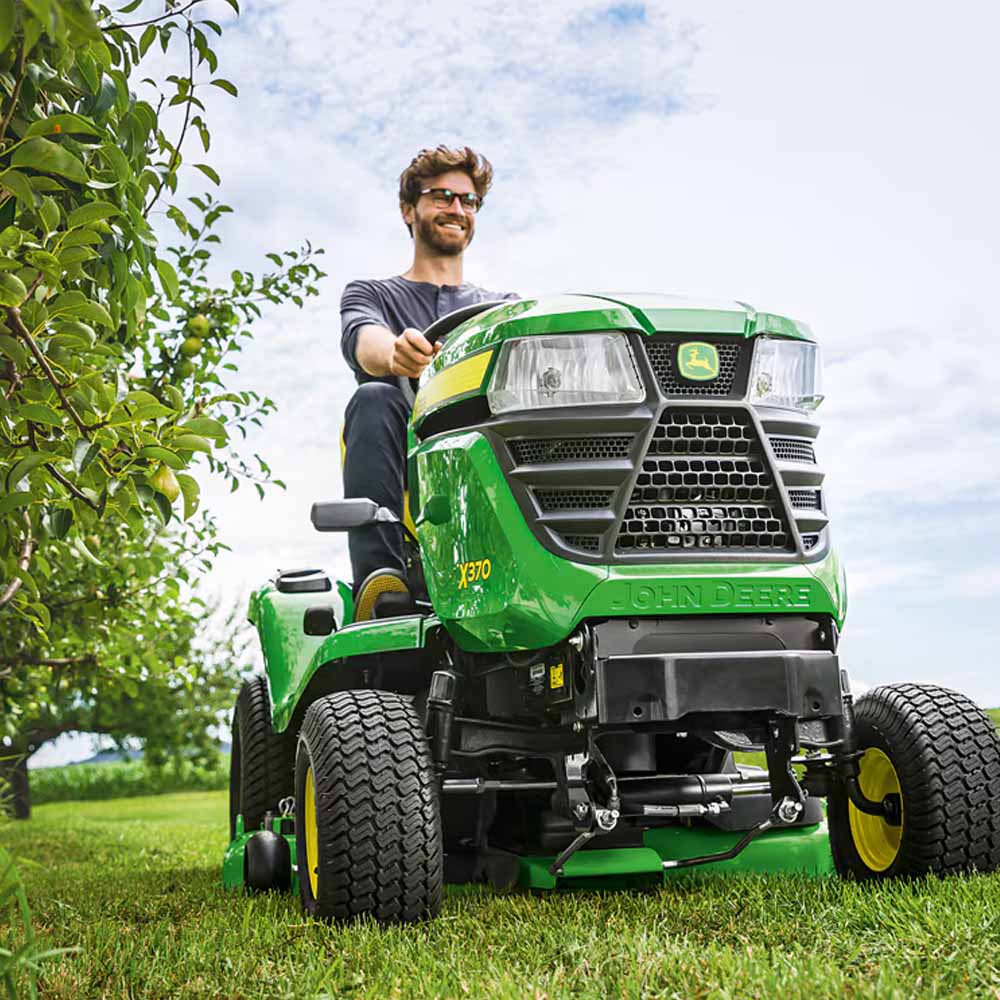 Murutraktor-John-Deere-X370_0 Murutraktor John Deere X370 – JOHN DEERE – X370