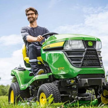 Murutraktor-John-Deere-X370_5 Murutraktor John Deere X370 – JOHN DEERE – X370