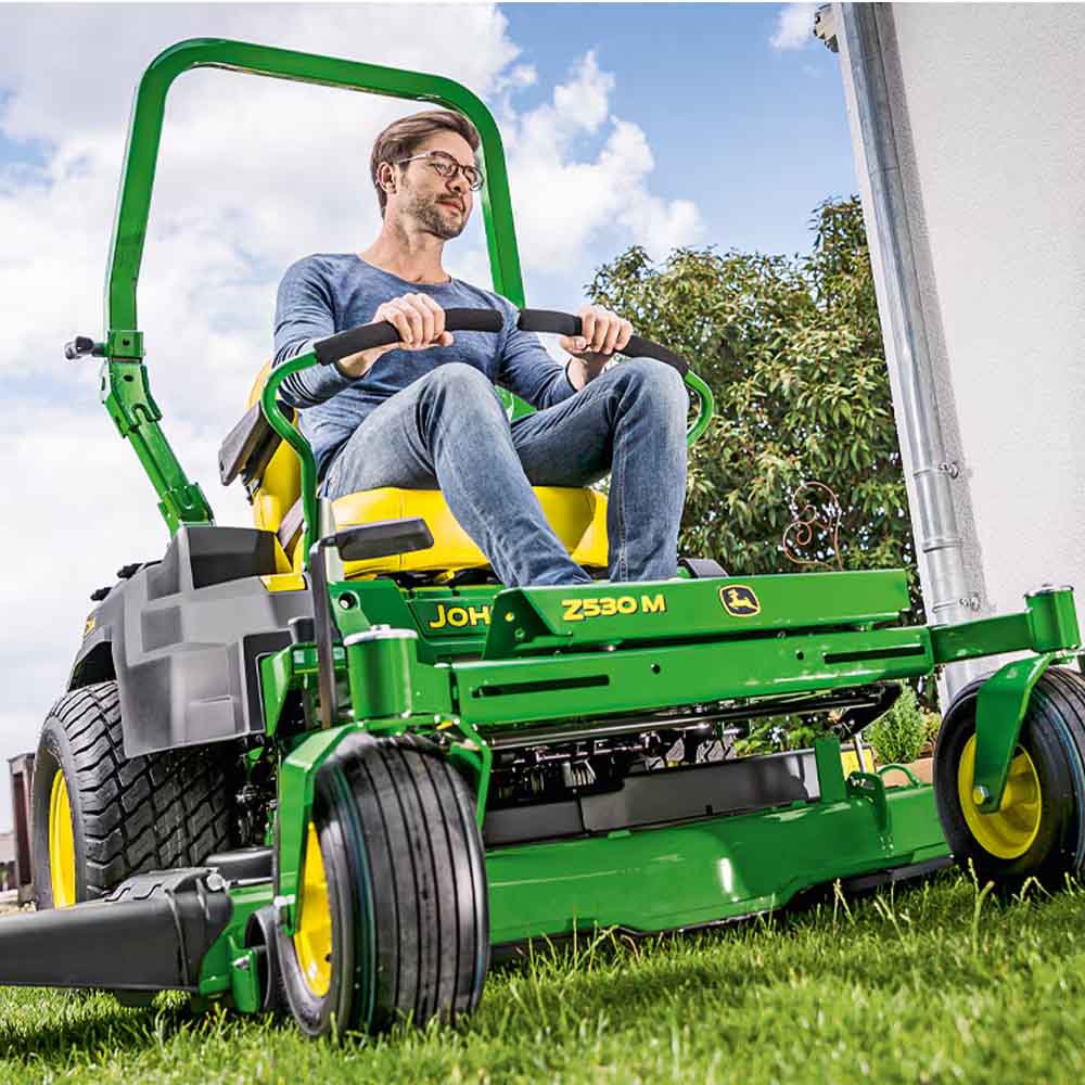 Murutraktor-John-Deere-Z530M_1 Murutraktor John Deere Z530M – JOHN DEERE – Z530M