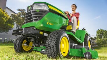 Murutraktor John Deere X590